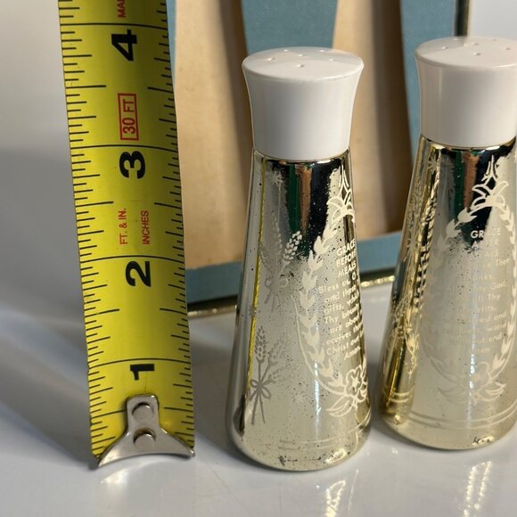 Vintage Table Grace “Grace Before Meals” Salt & Pepper Shaker Set – In Box 2.75" - Picture 8 of 9